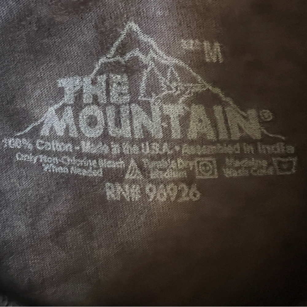 The Mountain Pitbull T-Shirt - Picture 3 of 3